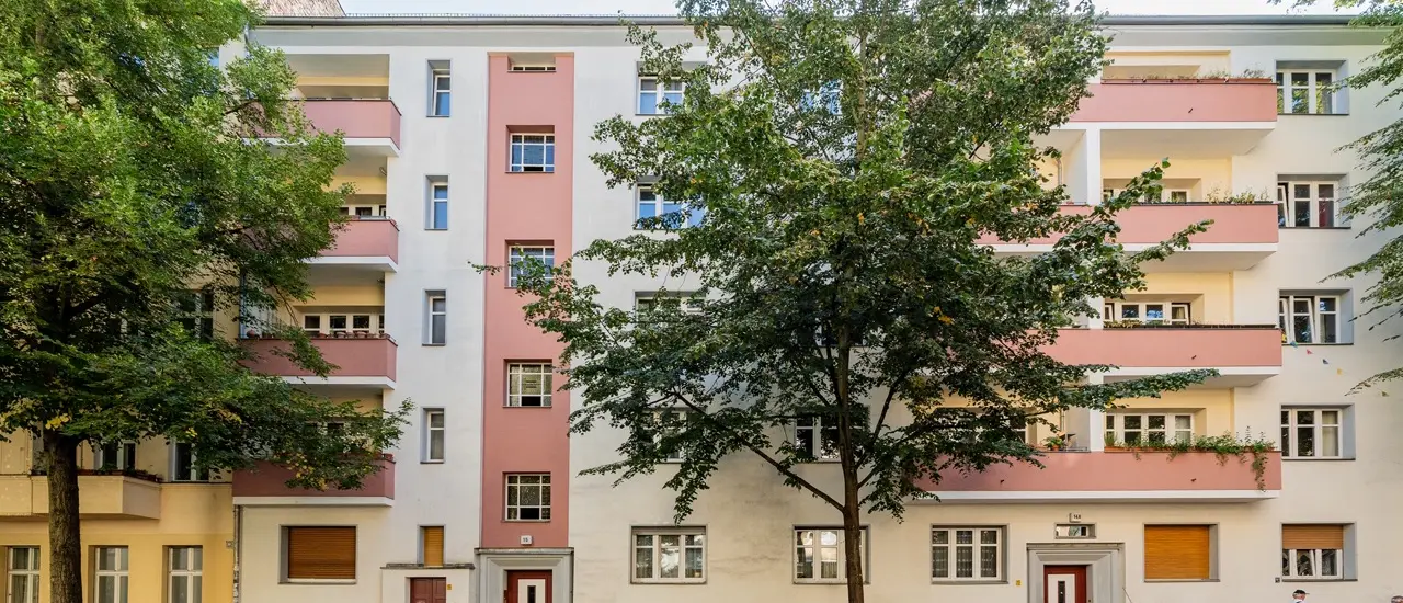 Exterior spacious apartment-32