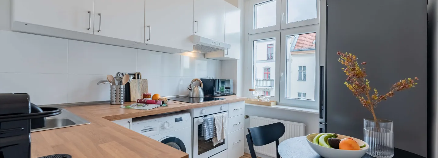 Berlin-Moabit-Modern-Kitchen-Apartment-Lease-11