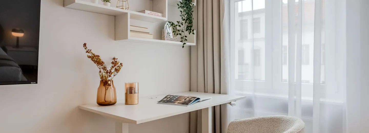 Chic-Bedroom-Moabit-Berlin-Apartment-For-Rent-4