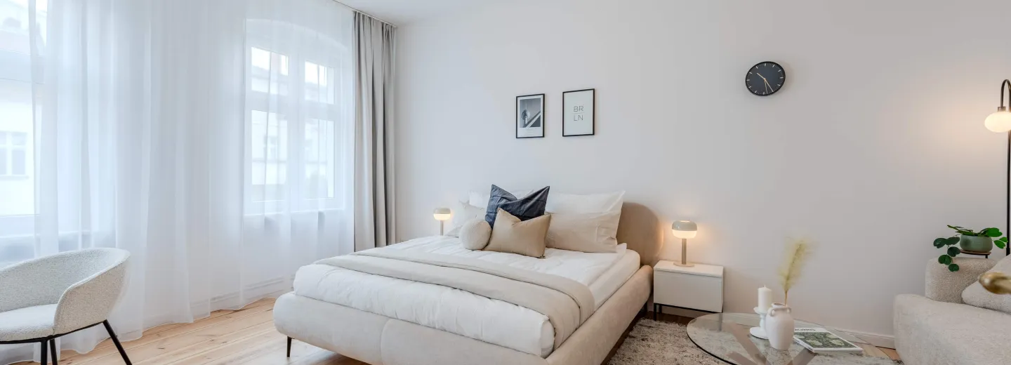 Chic-Bedroom-Moabit-Berlin-Apartment-For-Rent -1