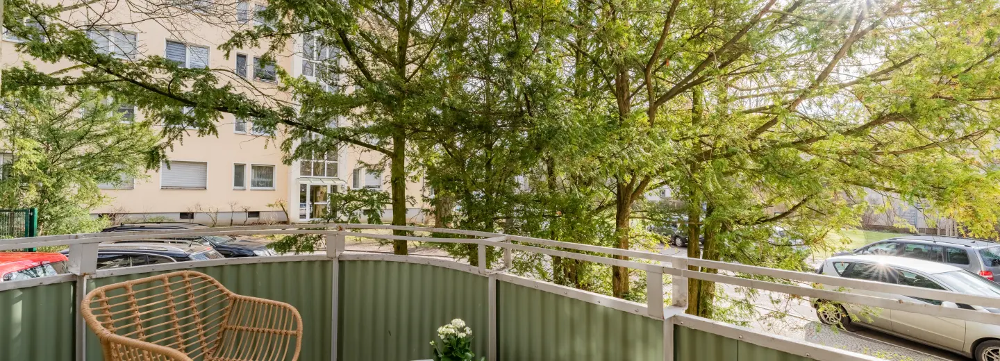 Balkon mit Blick ins Grüne