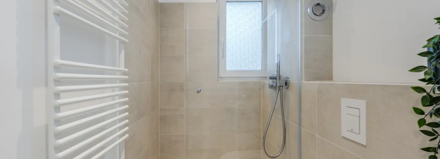 Rainshower und Handtuchheizkörper