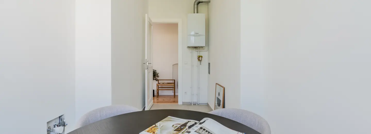 Küche Blick zur Tür