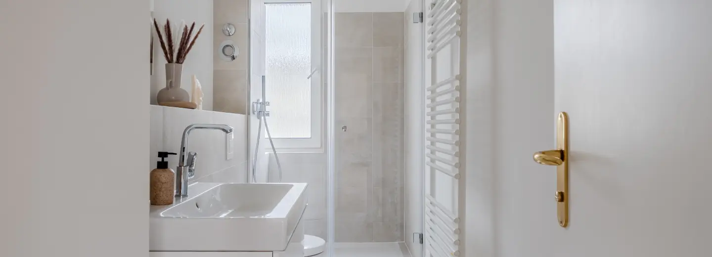 Tageslichtbad mit Dusche