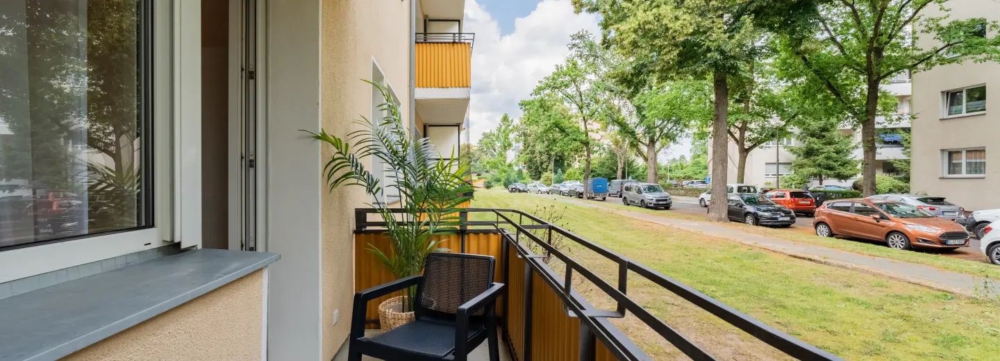 Balkon mit Blick ins Grüne