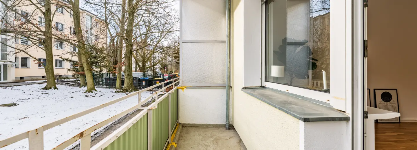 Balkon mit Blick in den Innenhof