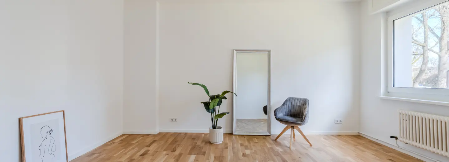 Wohnzimmer aus seitlicher Perspektive