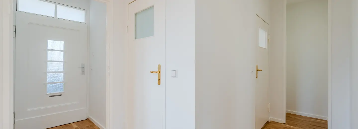 Eingangsbereich mit Wohnungstür