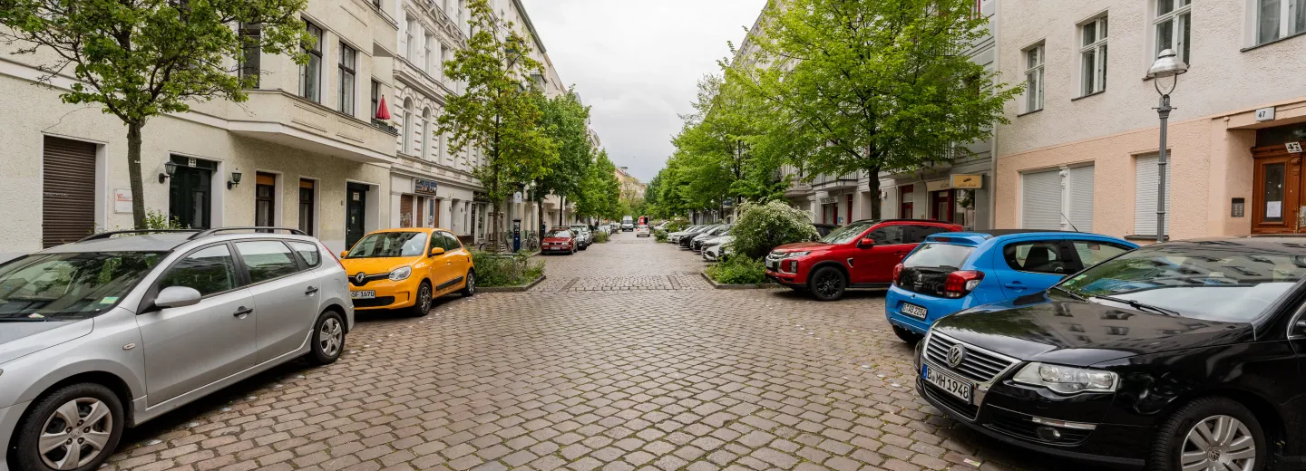 Moabit-Berlin-Apartment-Exterior-View-Rental-22