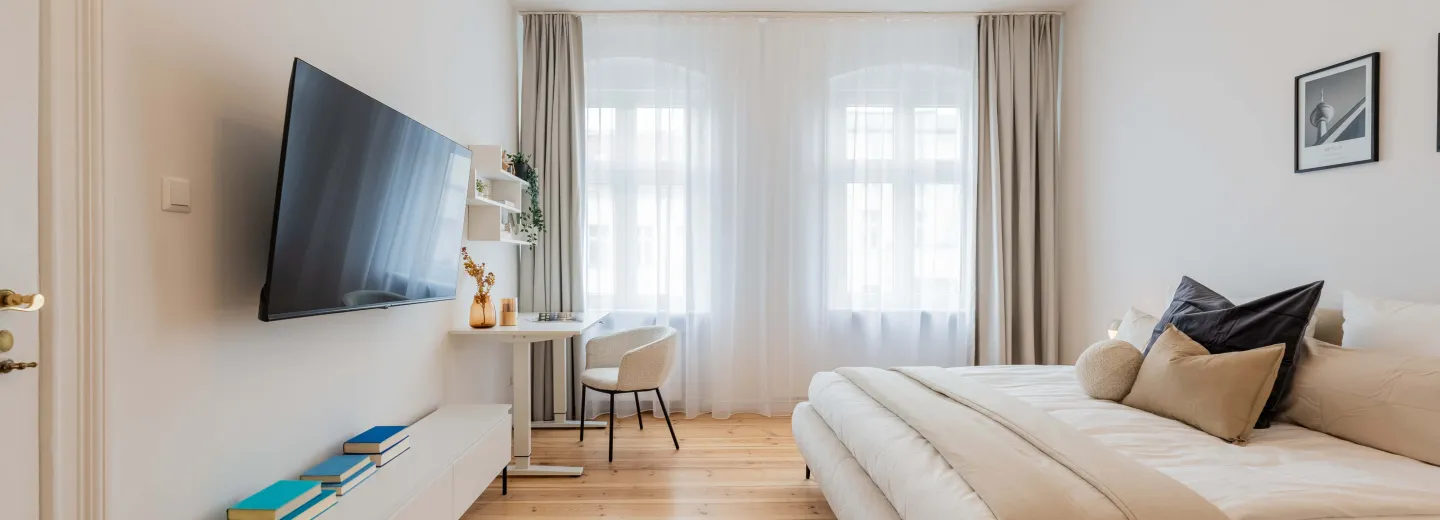 Moabit-Berlin-Upscale-Living-Room-Apartment-Rental-8