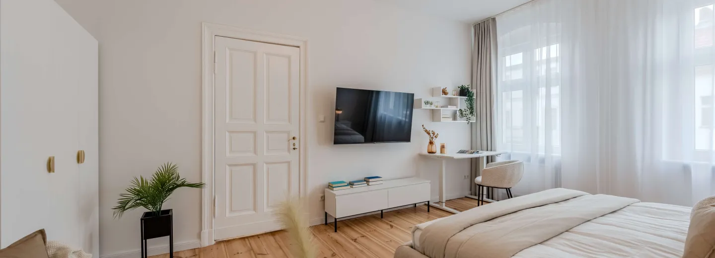 Moabit-Berlin-Upscale-Living-Room-Apartment-Rental-9