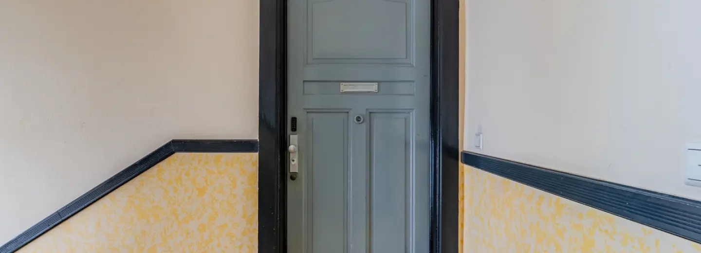 Hochwertige Wohnungstür
