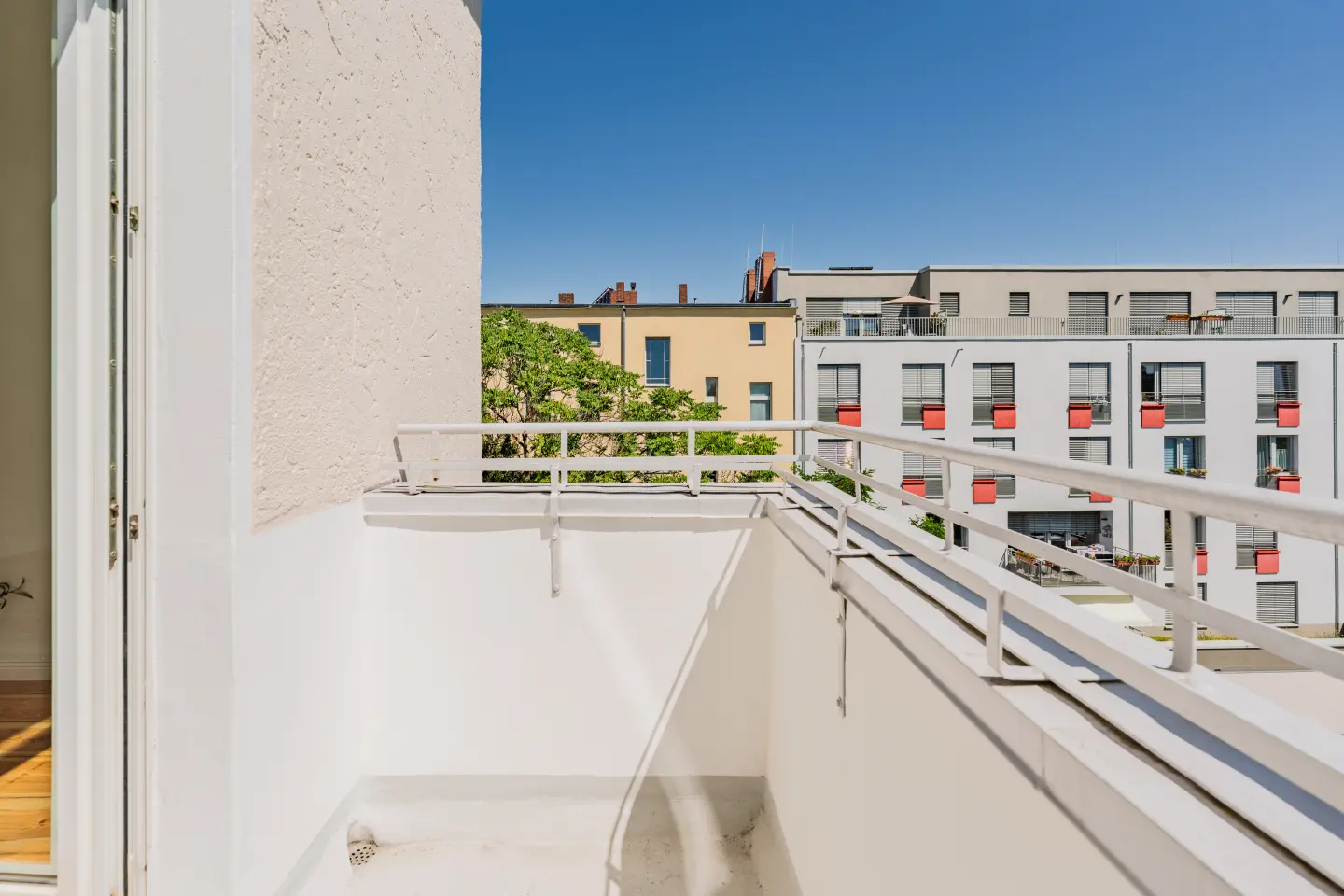 Sonniger Balkon