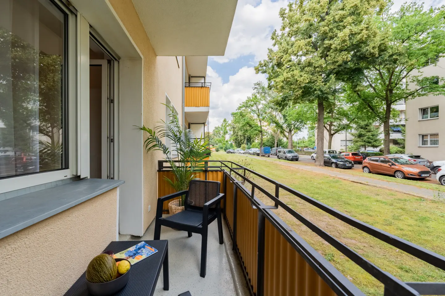 Balkon mit Blick ins Grüne
