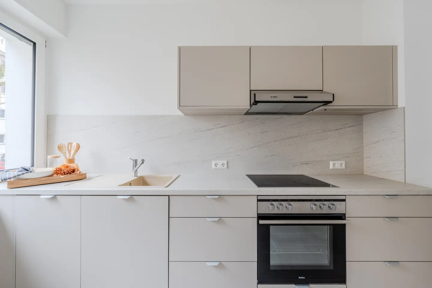 Hochwertige Küche mit Einbaugeräten