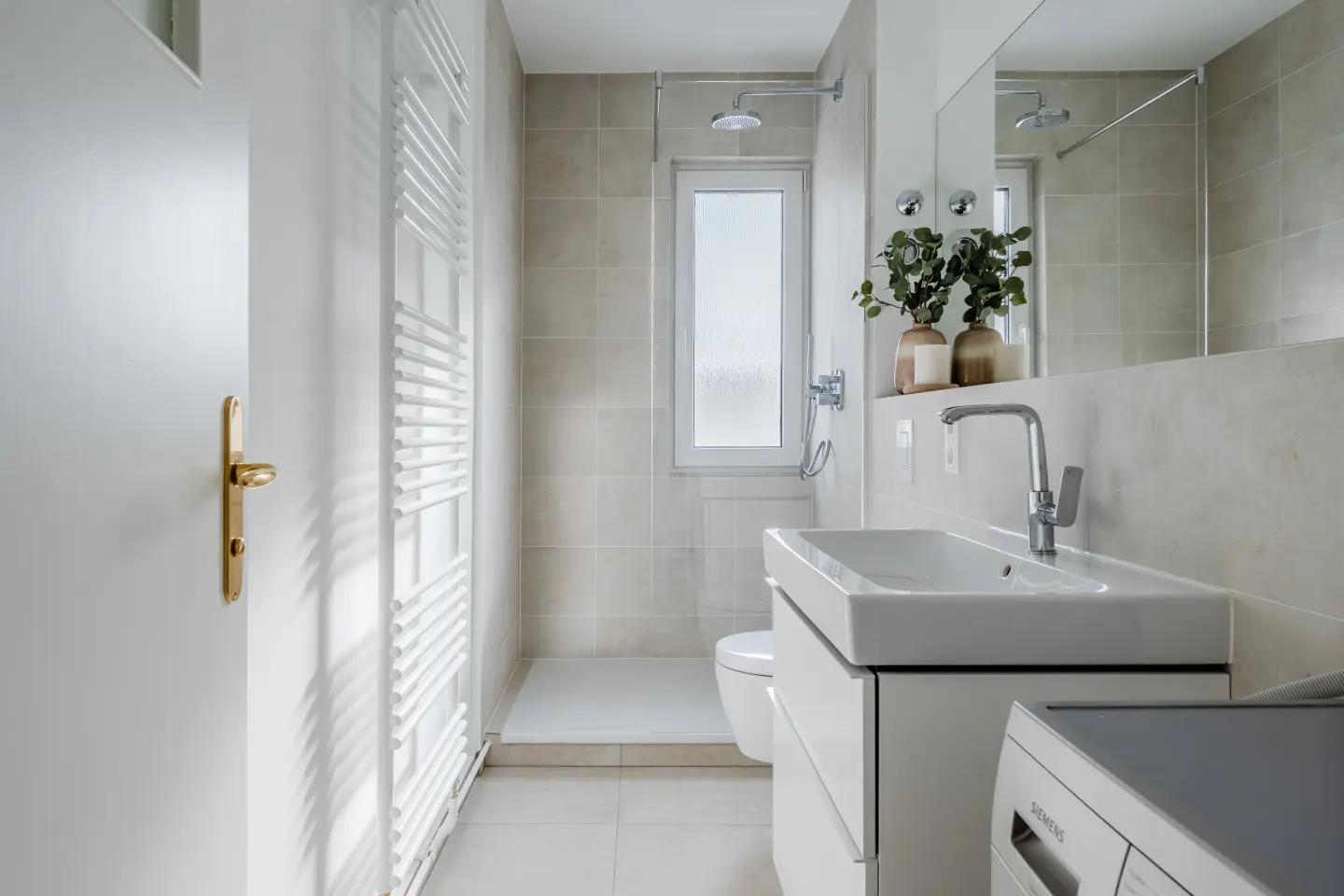 Tageslichtbad mit Dusche