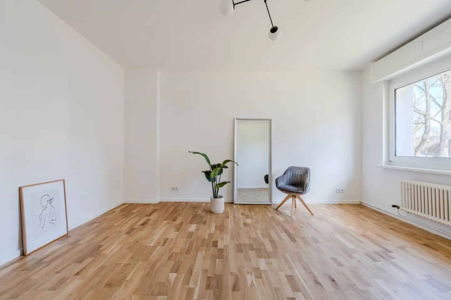 Wohnzimmer aus seitlicher Perspektive