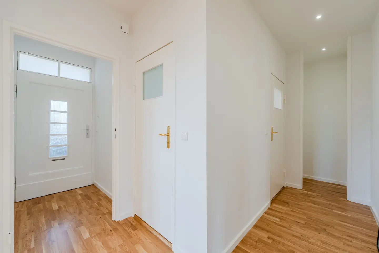 Eingangsbereich mit Wohnungstür