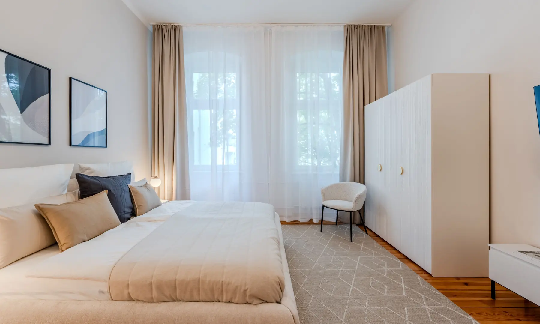 Charlottenburg_2_bedroom_apartm_Berlin-2