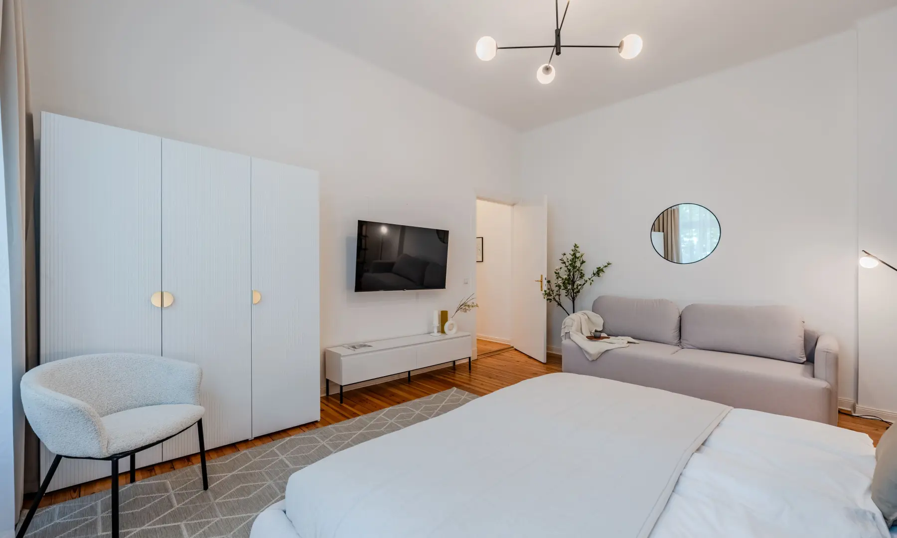 Charlottenburg_2_bedroom_apartm_Berlin-7