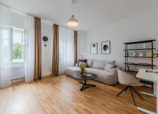 Berliner Straße _Stylish-Living-Room-Berlin-Apartment_#71-1
