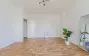 Wohnzimmer mit Blick Richtung Eingang